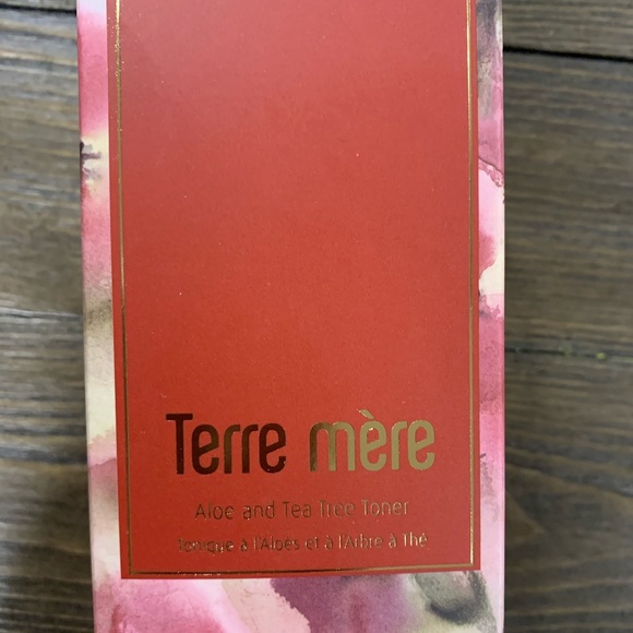 Terre mère Aloe and Tea Tree Toner - Picture 3 of 3